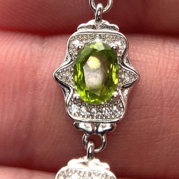 Peridot 3.61ct Platinum Finish Solid 925 Sterling Silver Bracelet - Picture 3 of 6